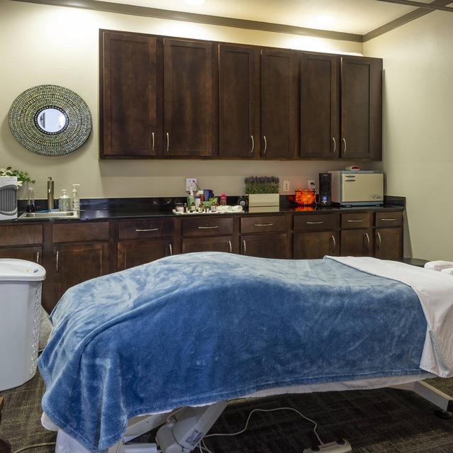 Instrata Upper Kirby - Massage therapy room
