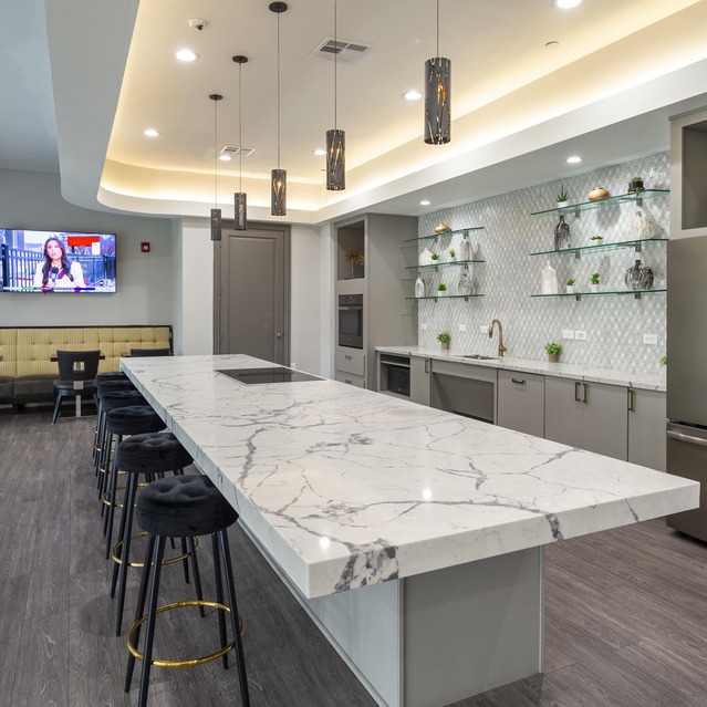 Instrata Upper Kirby - Modern kitchen and dining